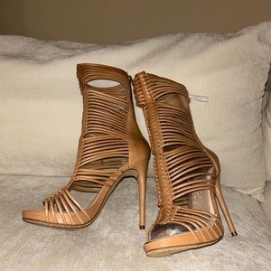 Vince Camuto Gladiator heels